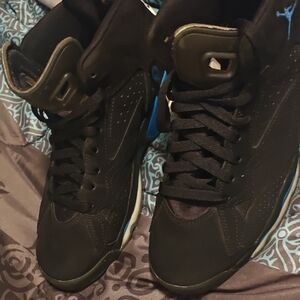 Men's Black and Blue Sneakers